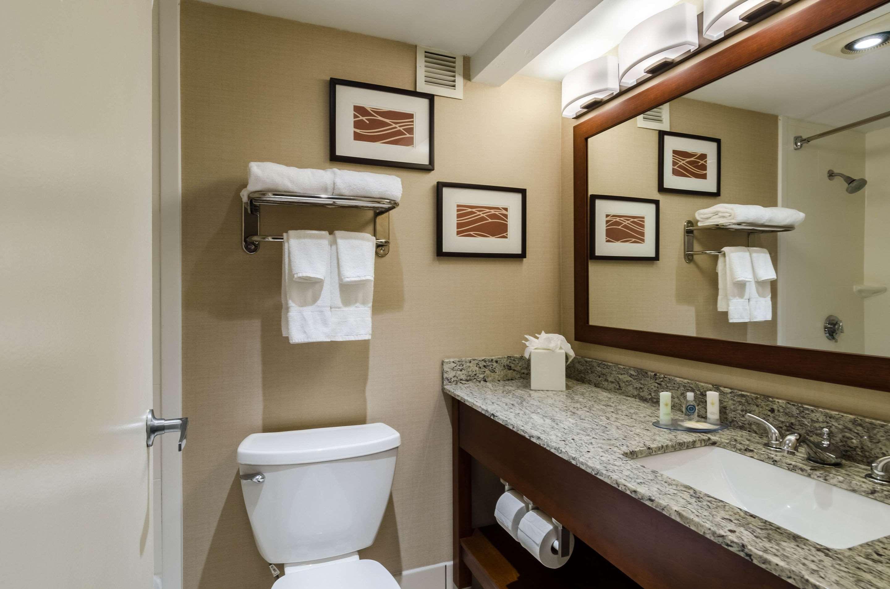 Comfort Inn Randolph-Boston Екстер'єр фото