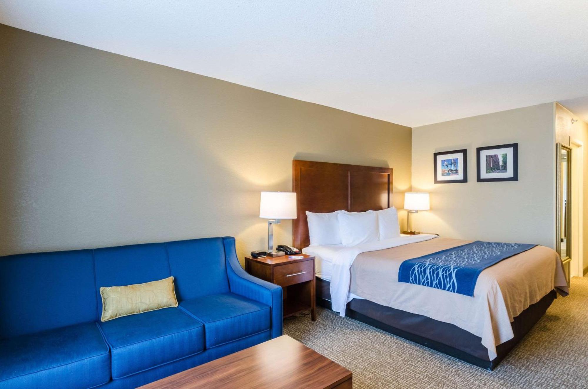 Comfort Inn Randolph-Boston Екстер'єр фото